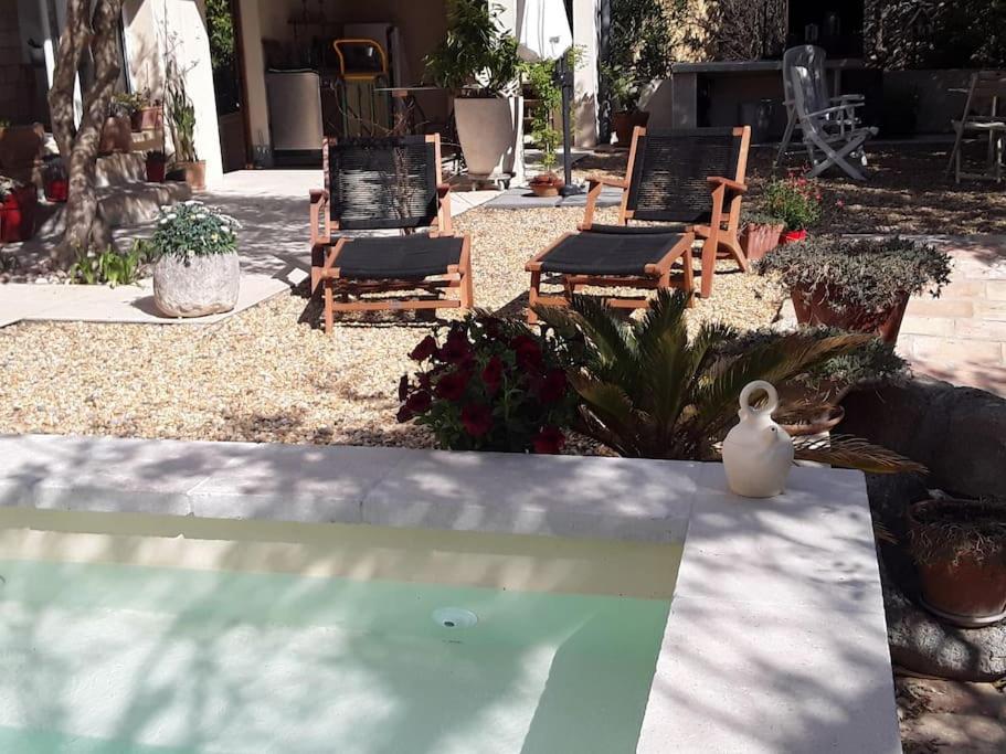 La Suite De Garlone Aujargues ภายนอก รูปภาพ