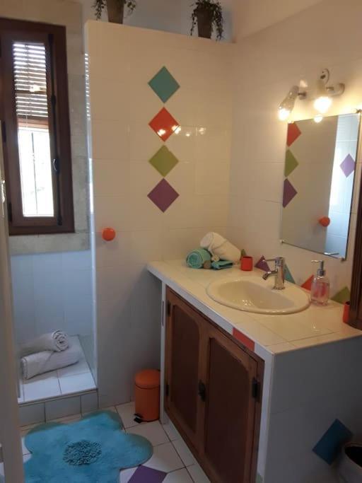 La Suite De Garlone Aujargues ภายนอก รูปภาพ